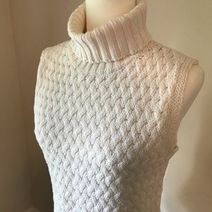 Sleeveless Cable Knit Sweater